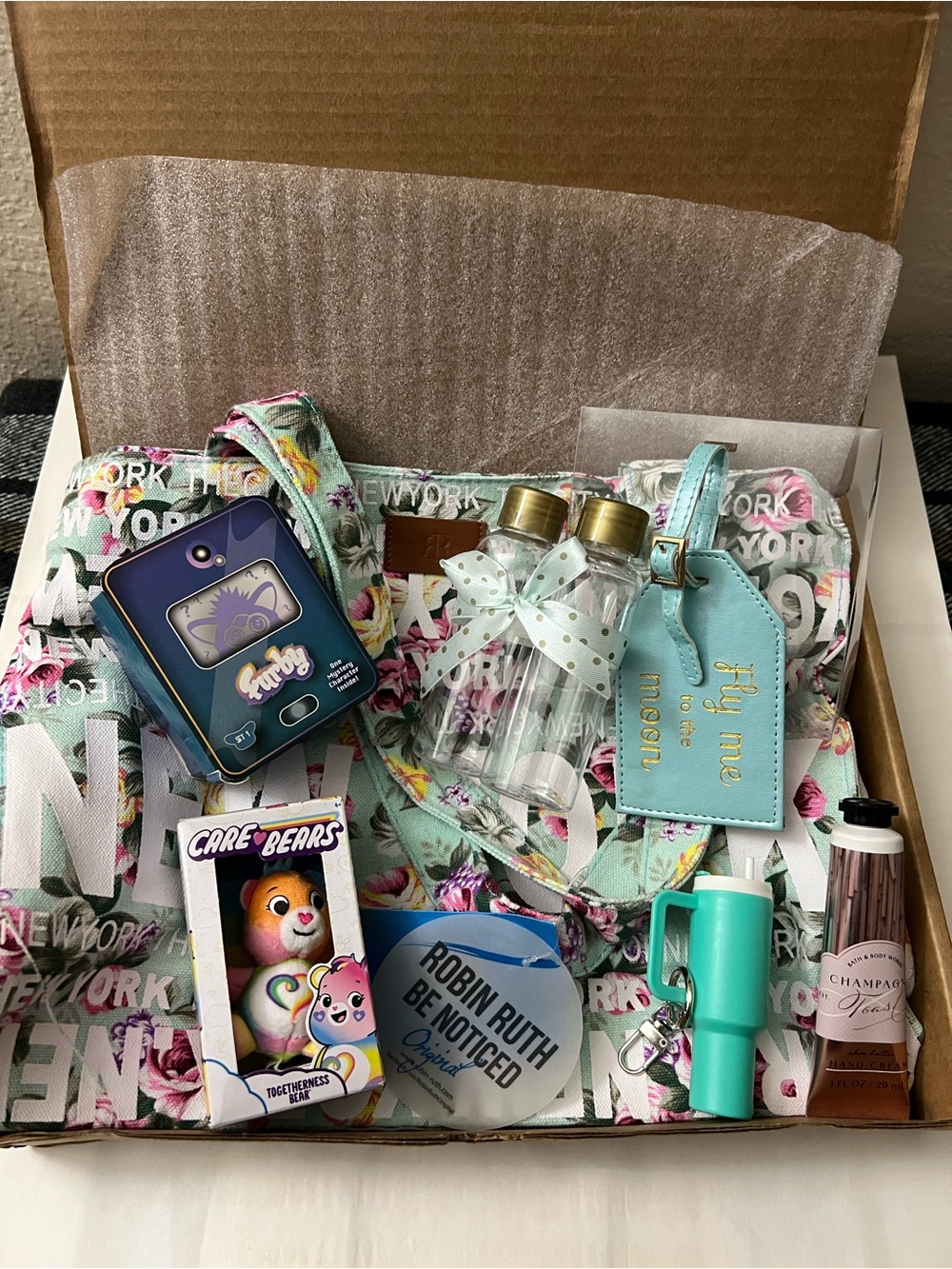 Women’s Gift Bundle